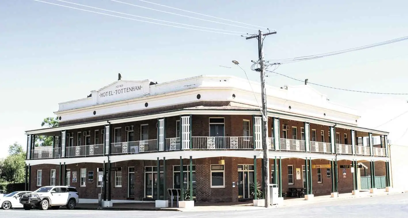 First-time publicans purchase Tottenham Hotel
