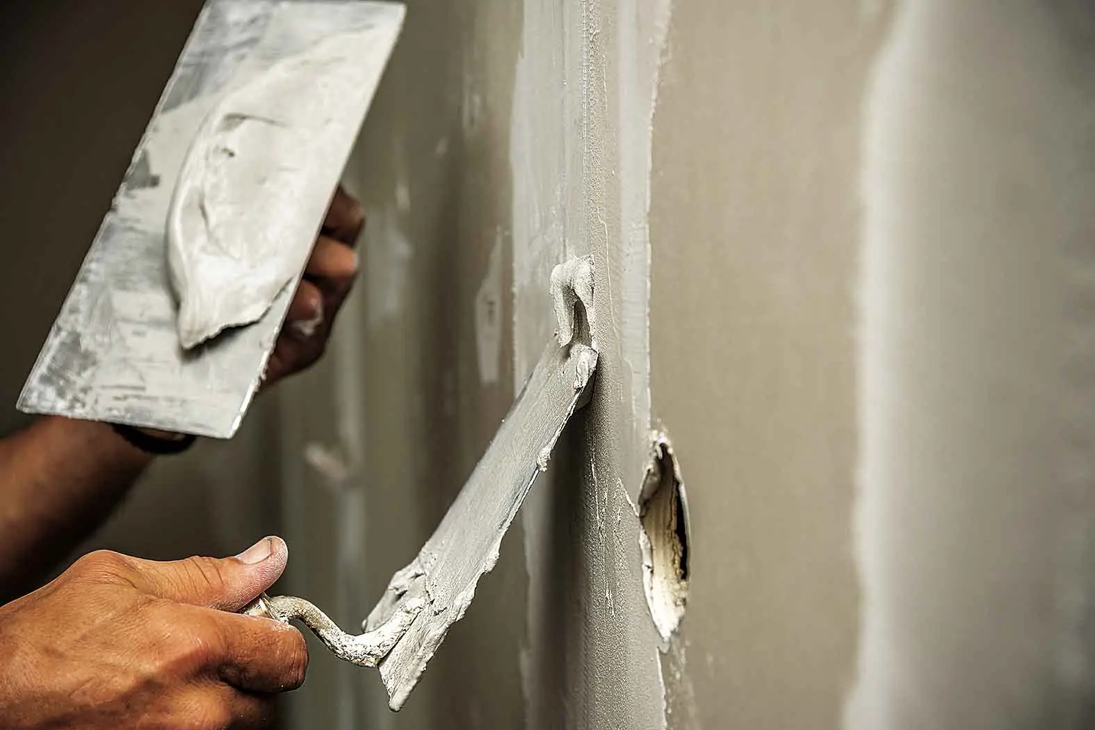Give Nathan time to get your new or reno plastering job done right!