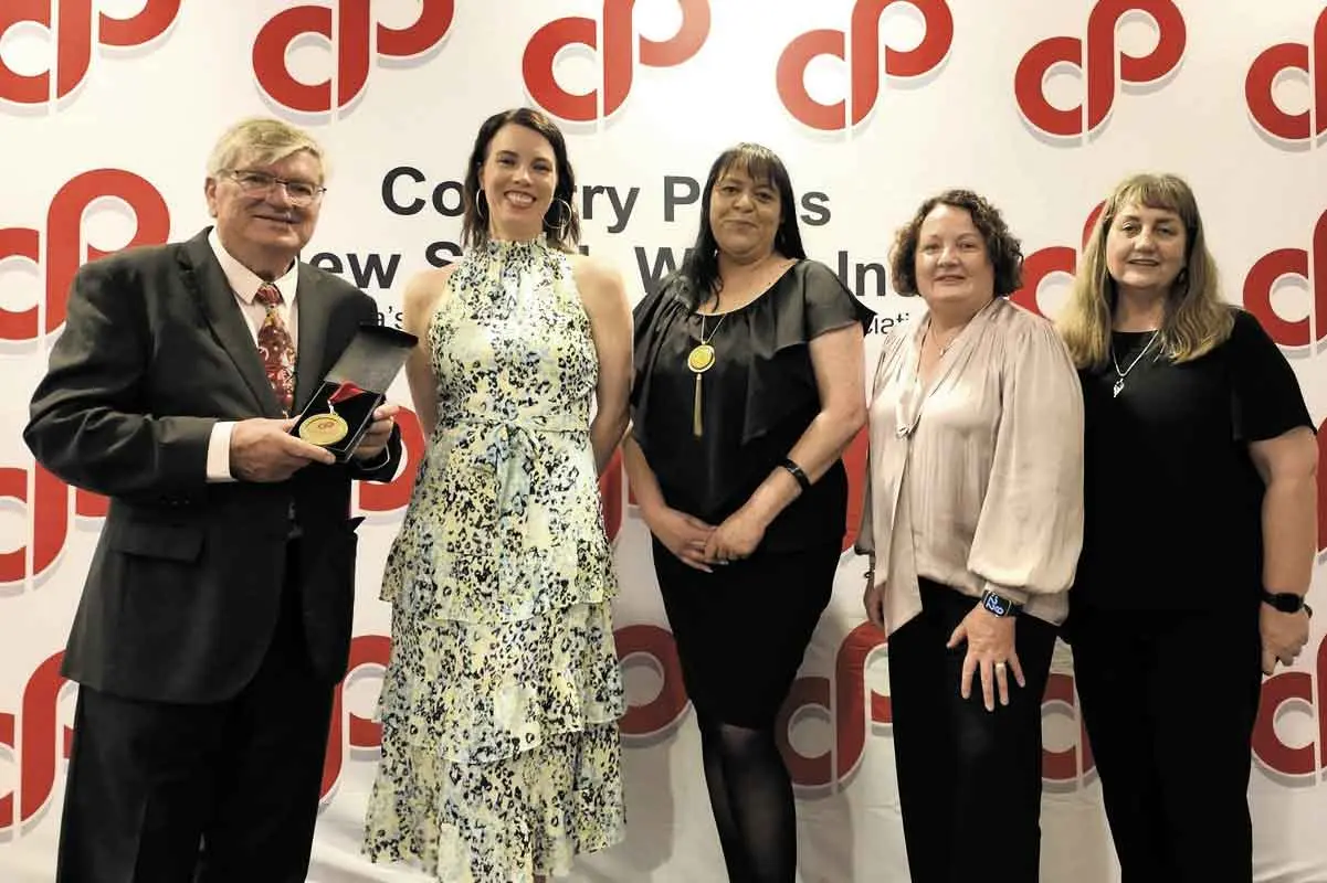 <p>Journalists who do a live radio cross with Kim Goldsmith from ABC Western Plains each week: Mark (Wello), Lucie (Gilgandra), Leonie, Sharon (Cobar) and Sharon (Dubbo). Photo: Dubbo Photo News</p>\\n